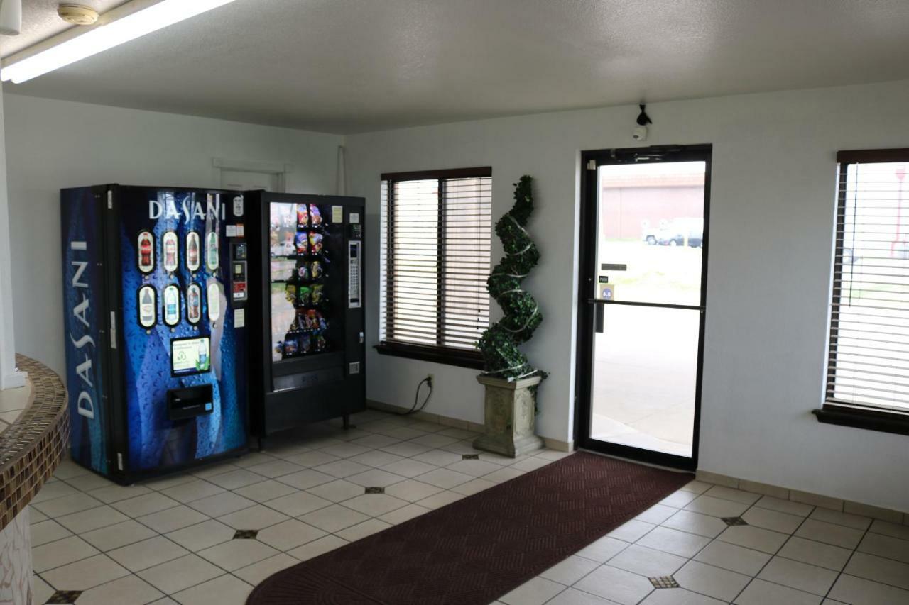 Heritage Inn & Suites El Dorado Buitenkant foto